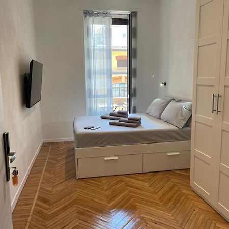 Drooms 4,0 Domotic Smart Self 24H,7 Vicino Treni Porta Susa E Centro Storico Turijn Buitenkant foto