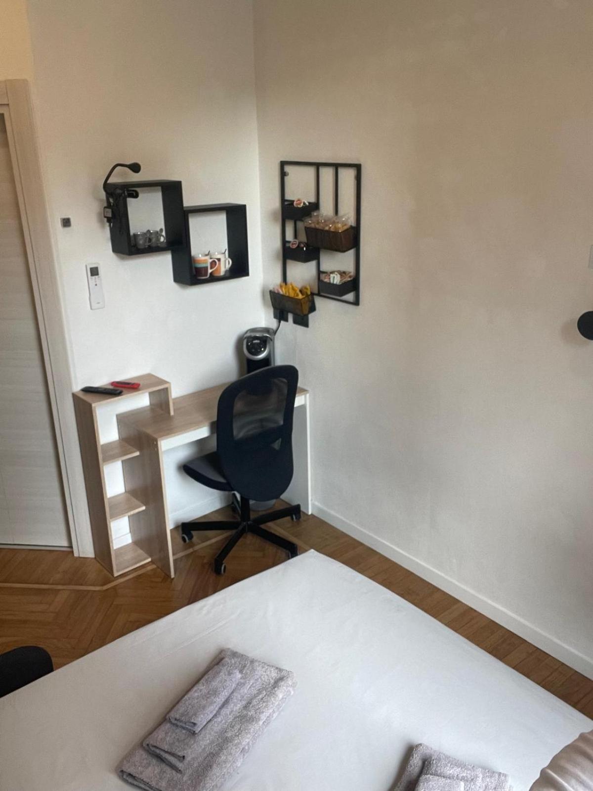Drooms 4,0 Domotic Smart Self 24H,7 Vicino Treni Porta Susa E Centro Storico Turijn Buitenkant foto