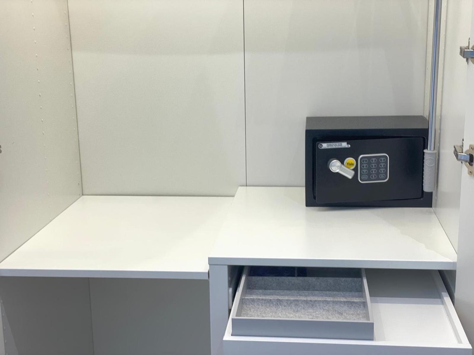 Drooms 4,0 Domotic Smart Self 24H,7 Vicino Treni Porta Susa E Centro Storico Turijn Buitenkant foto