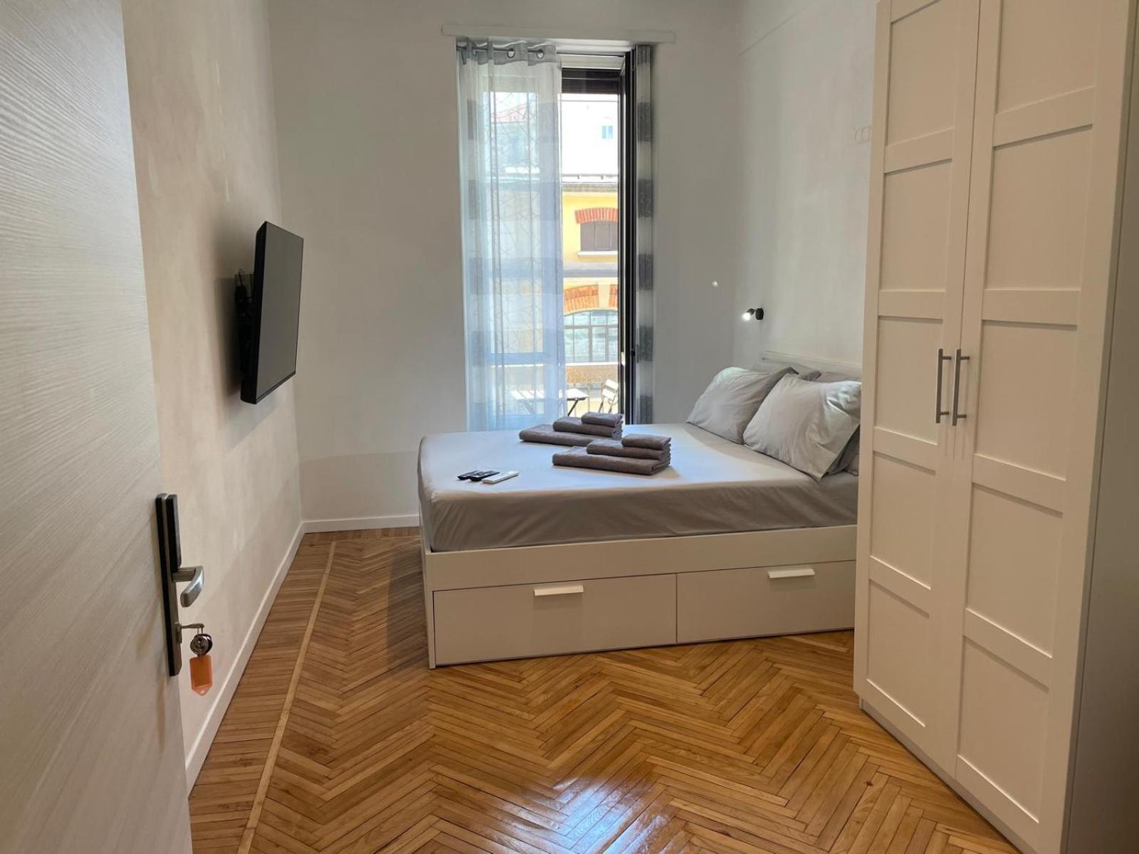 Drooms 4,0 Domotic Smart Self 24H,7 Vicino Treni Porta Susa E Centro Storico Turijn Buitenkant foto