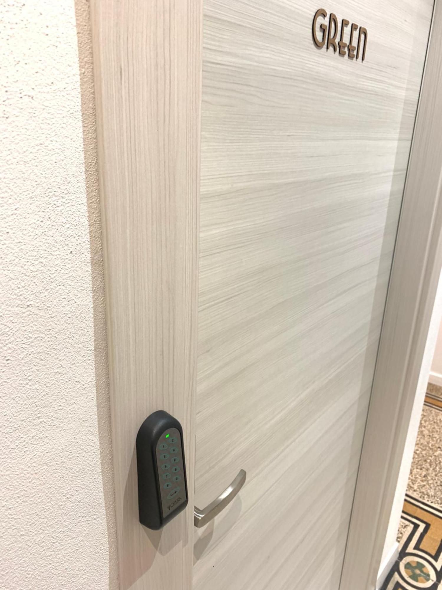 Drooms 4,0 Domotic Smart Self 24H,7 Vicino Treni Porta Susa E Centro Storico Turijn Buitenkant foto